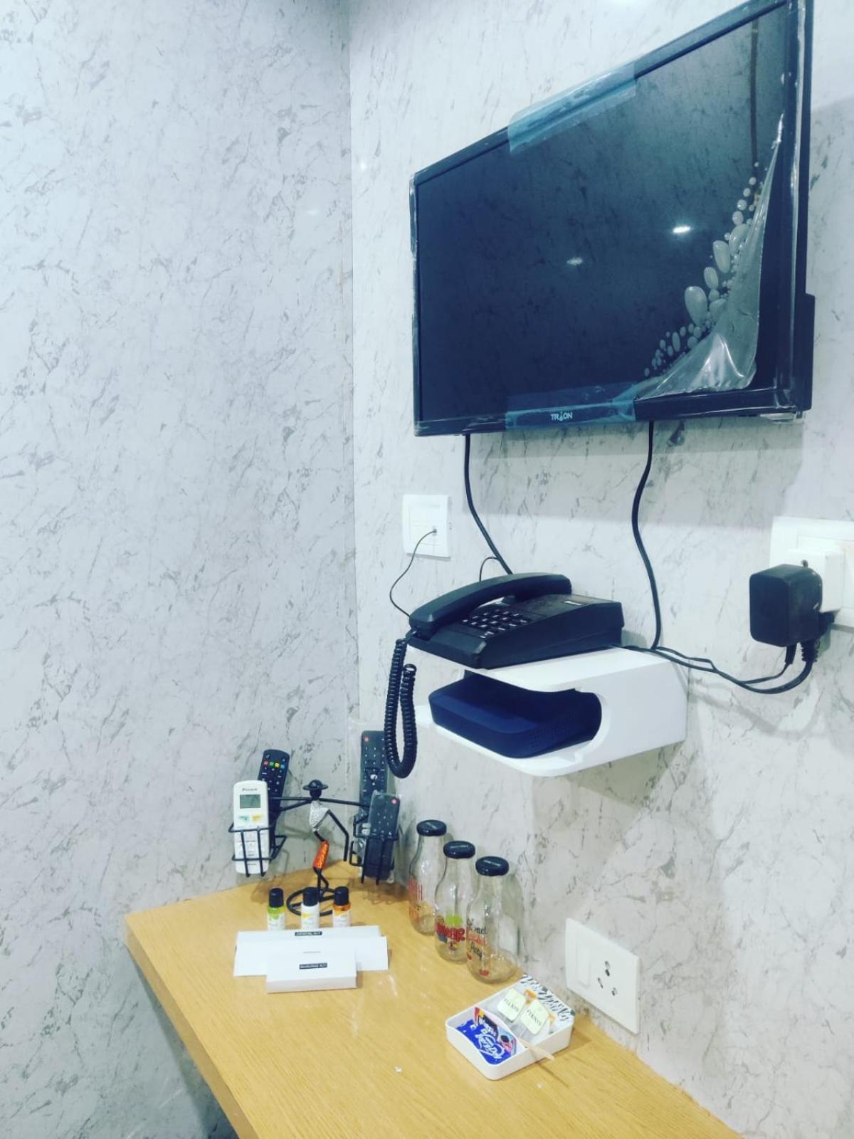 Royal Inn Guwahati Buitenkant foto
